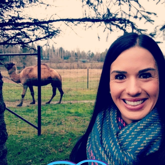 Meet your Posher, Jenna - Picture 1 of 1